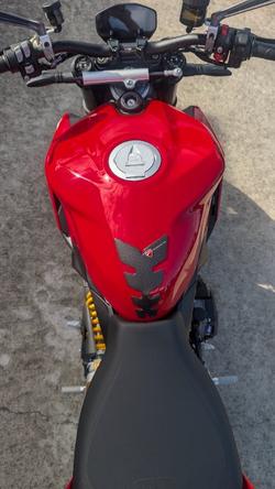 2023 DUCATI STREETFIGHTER V2 Red