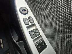 2012 Hyundai Accent Active
