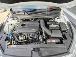 2019 Kia Cerato GT BD MY19 Clear White