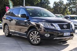 2016 Nissan Pathfinder ST-L