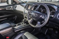 2016 Nissan Pathfinder ST-L