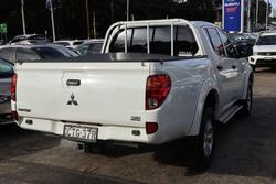2014 Mitsubishi Triton GLX