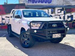 2022 Toyota Hilux SR