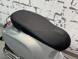 2025 Vespa Primavera Tech 150 Primavera Silver