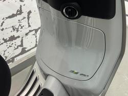 2025 Vespa Primavera Tech 150 Primavera Silver
