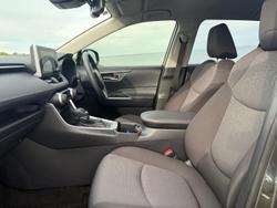 2024 Toyota RAV4 GXL