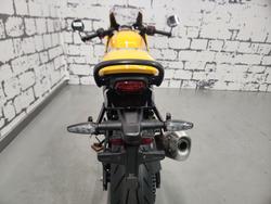 2026 Triumph Thruxton 400 Thruxton Yellow