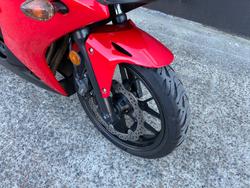 2013 Honda CBR500R RED