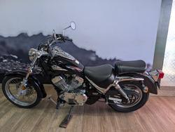2009 Suzuki VL250 (LC250 INTRUDER) Black