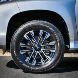 2023 Mitsubishi Pajero Sport GLS
