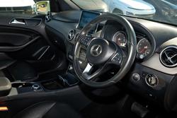 2015 Mercedes-Benz B-Class B180