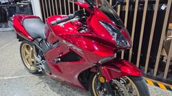 2010 Honda VFR800F (VFR800Fi) RED
