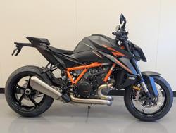 KTM 1390 Super Duke R EVO