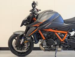 2026 KTM 1390 Super Duke R EVO Super Duke Black