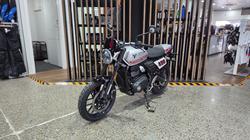 2027 Triumph 2027 TRIUMPH TRACKER 400 SILVER