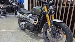 2026 Triumph SCRAMBLER 900 GREEN