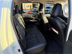 2017 NISSAN NAVARA ST-X (4x4)