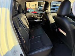 2017 NISSAN NAVARA ST-X (4x4)