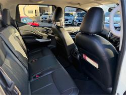 2017 NISSAN NAVARA ST-X (4x4)