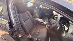 2025 Mazda CX-30 G20 Evolve