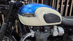 2026 Triumph BONNEVILLE T120