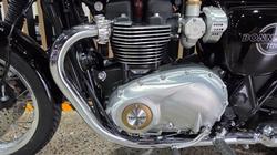 2026 Triumph BONNEVILLE T120
