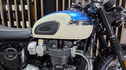 2026 Triumph BONNEVILLE T120