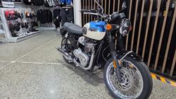 2026 Triumph BONNEVILLE T120