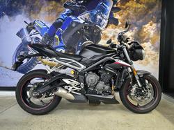 Triumph Street Triple RS