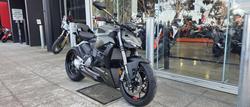 2023 Ducati Streetfighter V2 Streetfighter Green