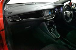2016 Holden Astra R