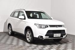 2014 Mitsubishi Outlander ES