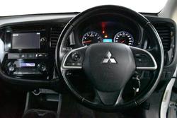 2014 Mitsubishi Outlander ES