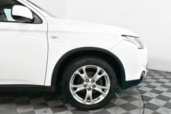 2014 Mitsubishi Outlander ES