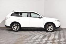 2014 Mitsubishi Outlander ES