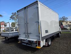 2025 Hino 300 Series 616