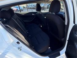 2016 KIA CERATO S