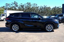 2021 Toyota Kluger Grande