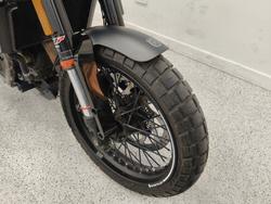 2020 HUSQVARNA SVARTPILEN 401 Black