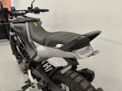 2020 HUSQVARNA SVARTPILEN 401 Black