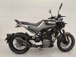 2020 HUSQVARNA SVARTPILEN 401 Black