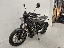 2020 HUSQVARNA SVARTPILEN 401 Black