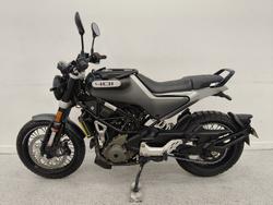 2020 HUSQVARNA SVARTPILEN 401 Black