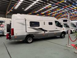 2020 Paradise Oasis Platinum 4X4