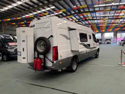 2020 Paradise Oasis Platinum 4X4