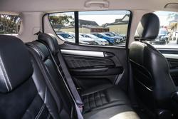 2017 Isuzu MU-X LS-T