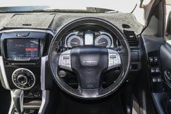 2017 Isuzu MU-X LS-T