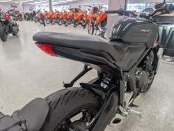 2024 Triumph TRIDENT 660 Black