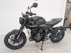 2024 Triumph TRIDENT 660 Black