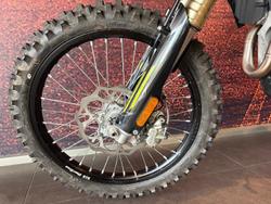 2026 Triumph TF 450-E Off Road Black